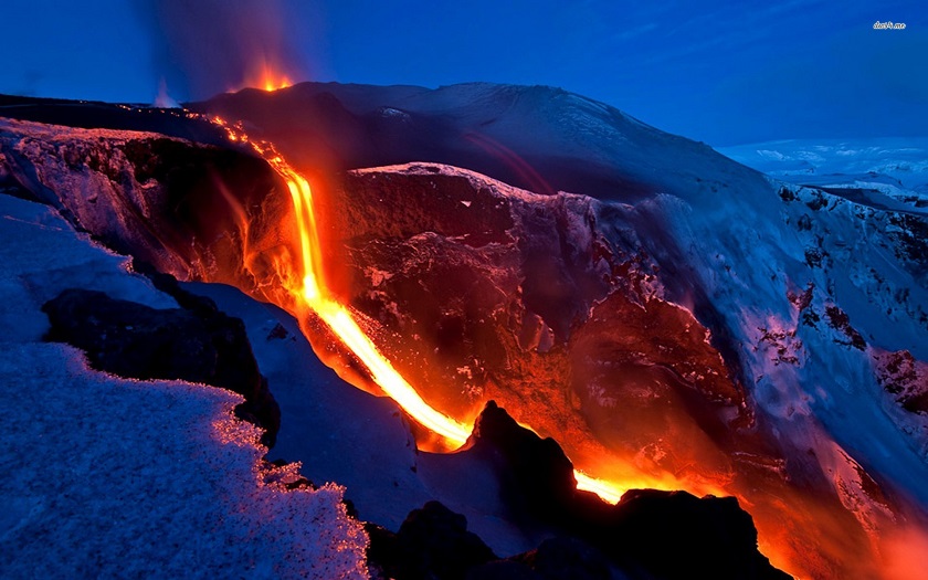 Вулкан извержение фото
